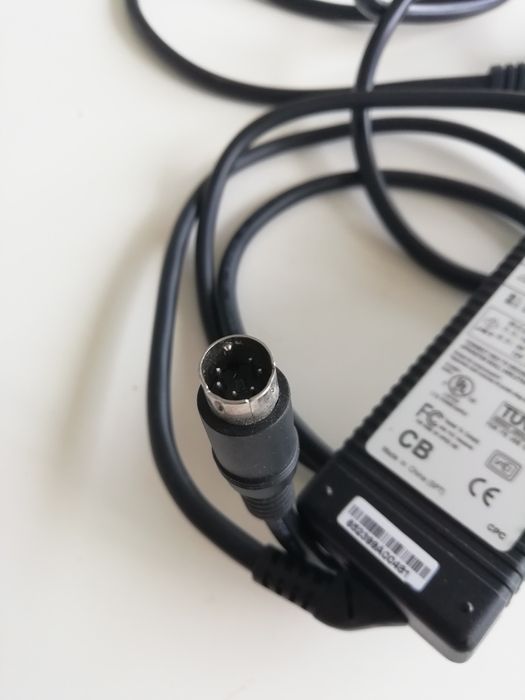 AC/DC Adapter conector 5 pinos