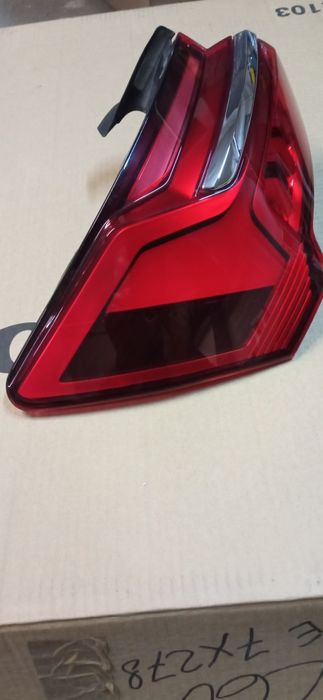 Audi A6 c8 tylna lewa lampa matrix