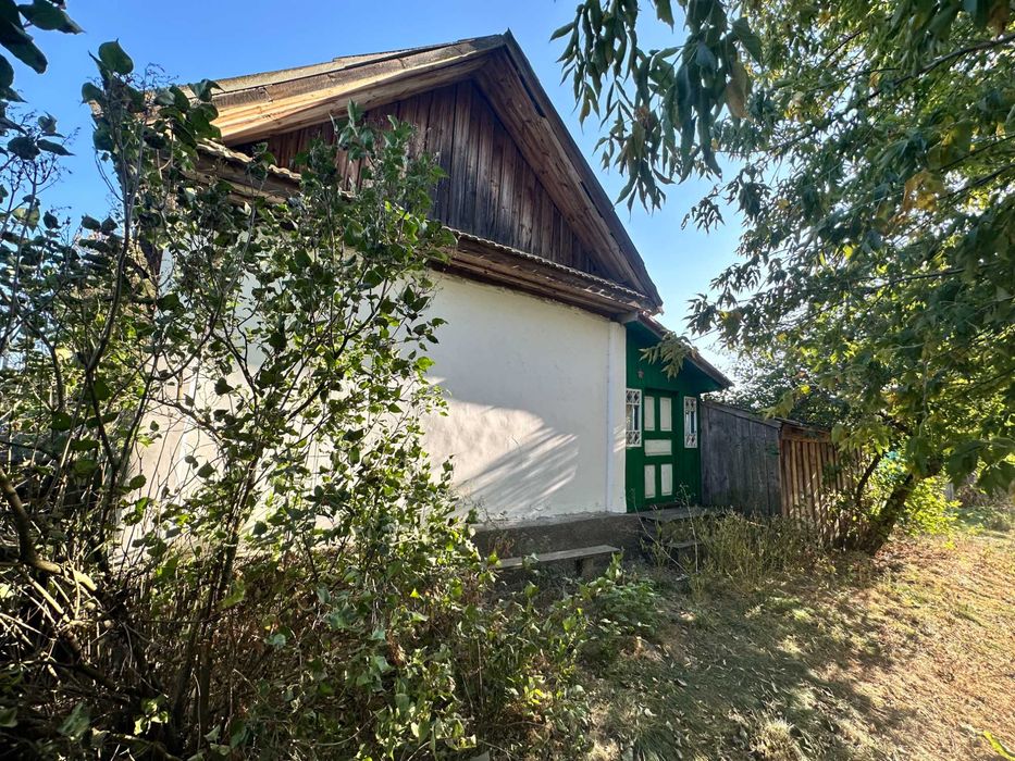 Цегляний будинок у с. Лоска, 4 кімнати, житловий стан RD
