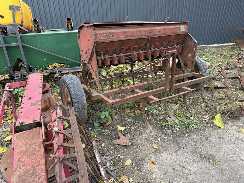 Сівалка зернова сз 3/6 робочий стан