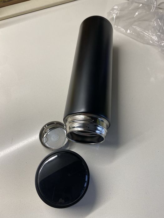 Garrafa térmica preta