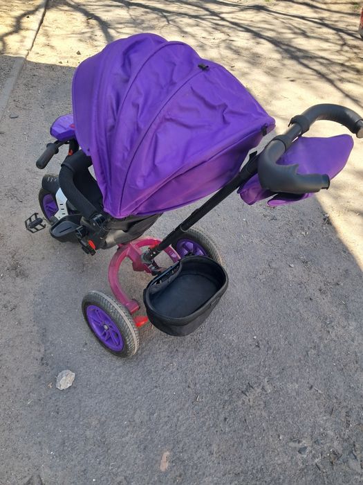 Дитячий велосипед з ручкою