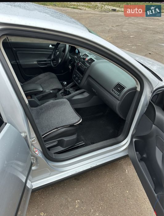 Продається гольф 5