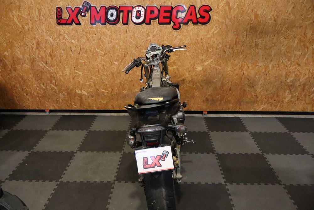 Honda Hornet 600 ano 2007 para peças.