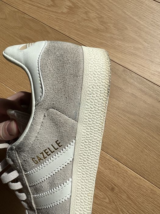 Beżowe Gazelle Adidas Originals