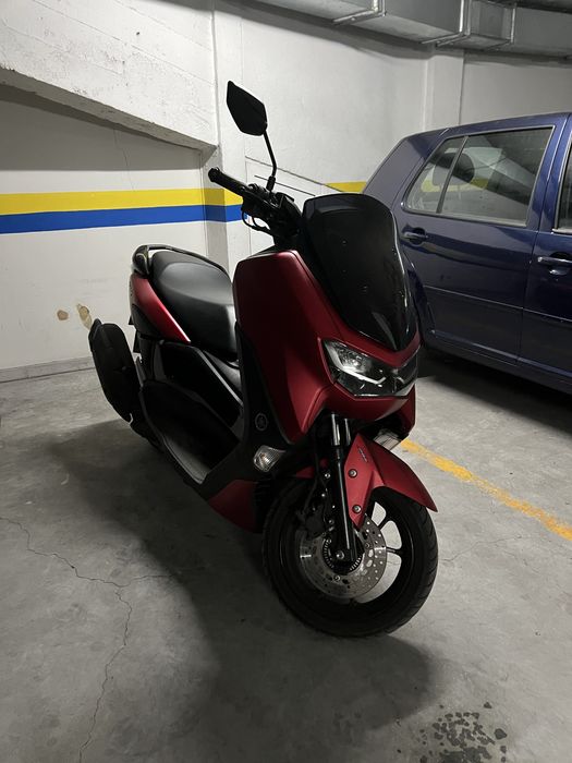 Yamaha Nmax 125 poucos Kms, linda