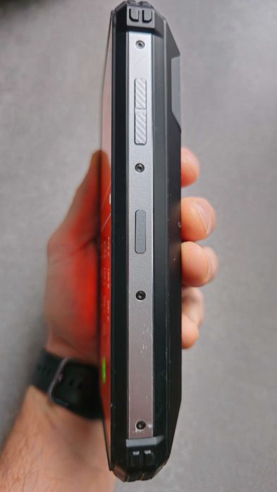 Oukitel WP19 Potężny smartphone z noktowizją i baterią 21000 mAh!