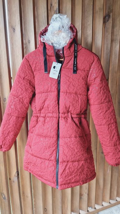 Зимова куртка Desigual. L