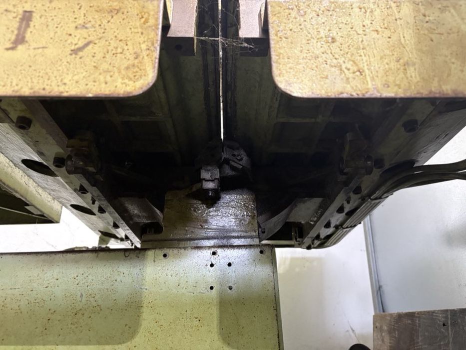 Serra vertical Metalomecanica Guinot