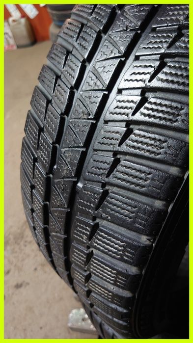 Пара зимних шин резина Falken Eurowinter HS449 205/45 r17