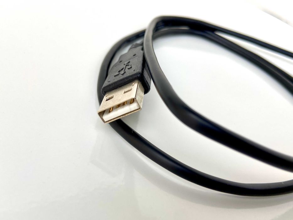 USB-A / Micro USB-B Cable64752170570498121