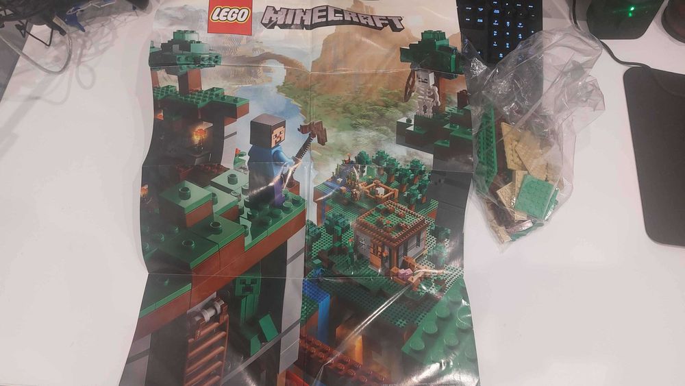 Lego Minecraft 21116