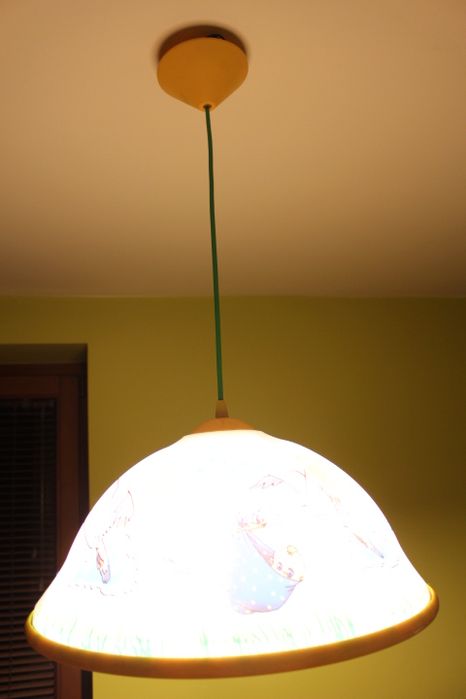 Lampa wisząca do pokoju dziecka