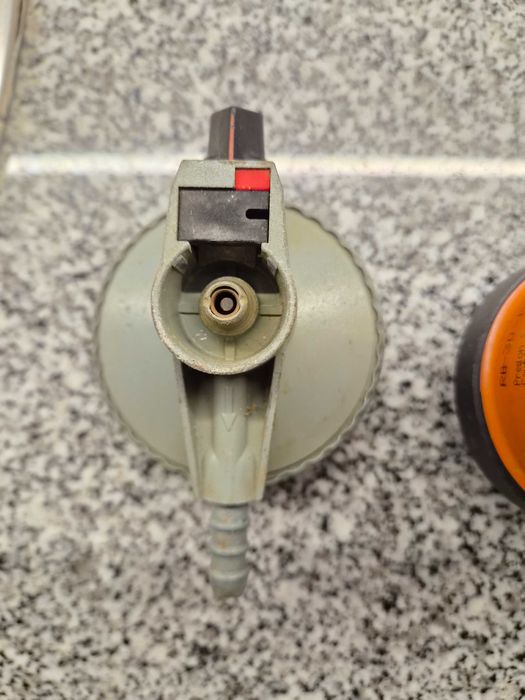 2 Redutores bilhas de gás