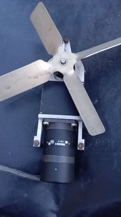 Двигун Д-25Л з редуктором та вентилятором
