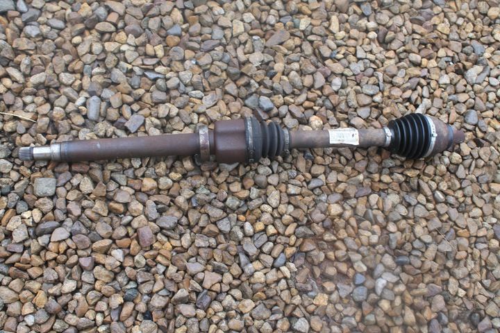 półoś prawa przód przednia VOLVO V70 III 08r.2.0 16V B.306.81398