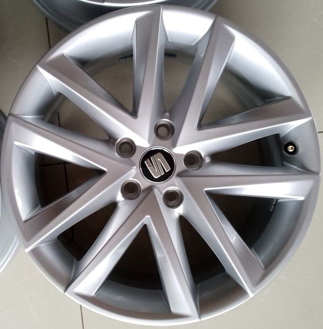 Диски оригінал R17/5/112 Seat Volkswagen Skoda 5FJ601025