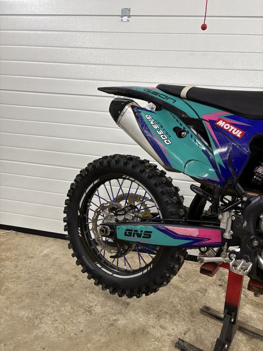 Geon dakar 300r