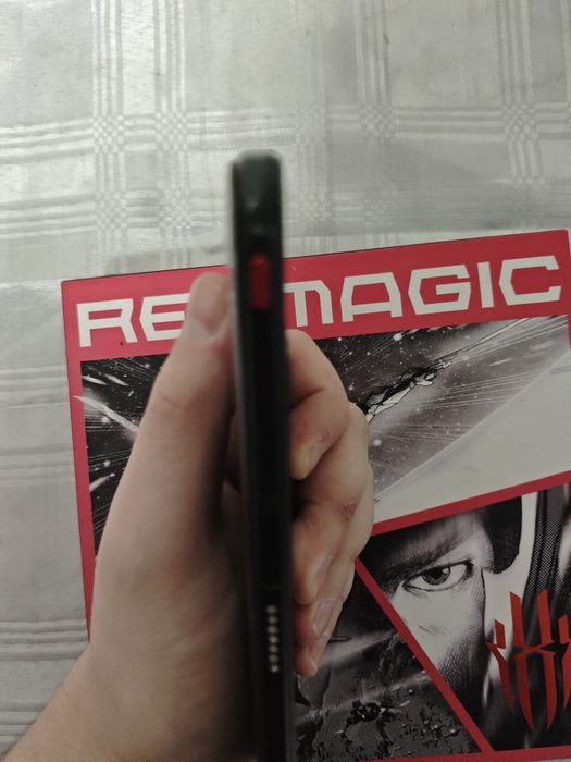Red magic 5s(игровой телефон)