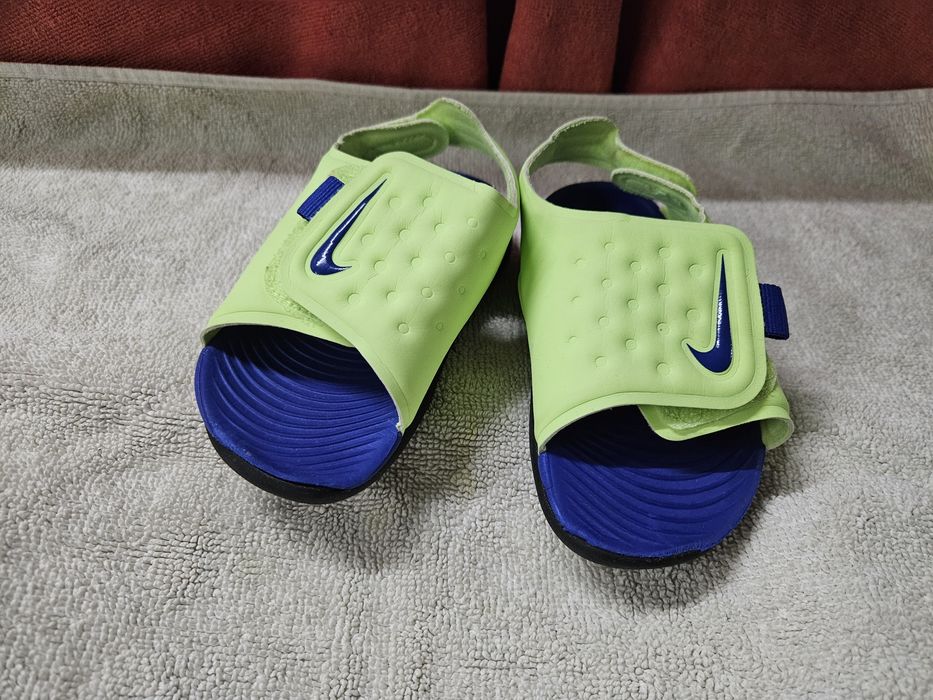 Sandálias criança nike T22