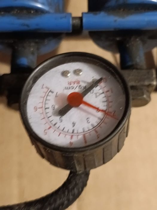 Bomba de pé Einhell 2 cilindros