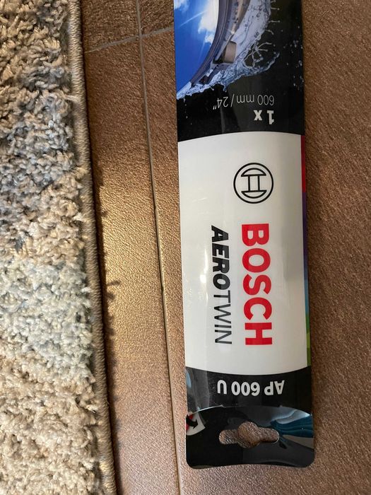 Wycieraczki Bosch komplet przód - 600 mm 450 mm