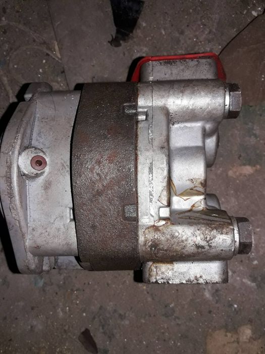 Гідромотор Parker типу р16.