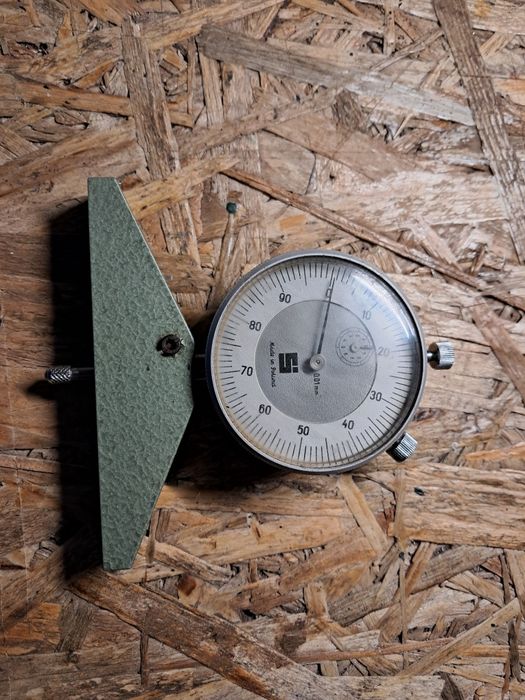 Głebokościomierz z czujnikiem zegarowym MDAa 10/II