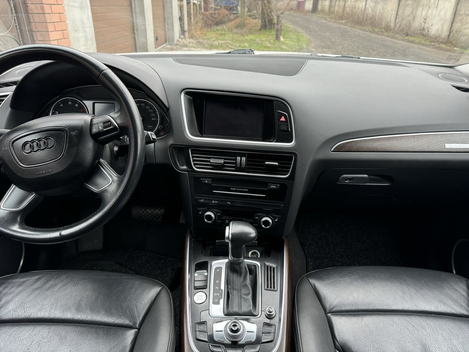 Продам Аudi Q5!.