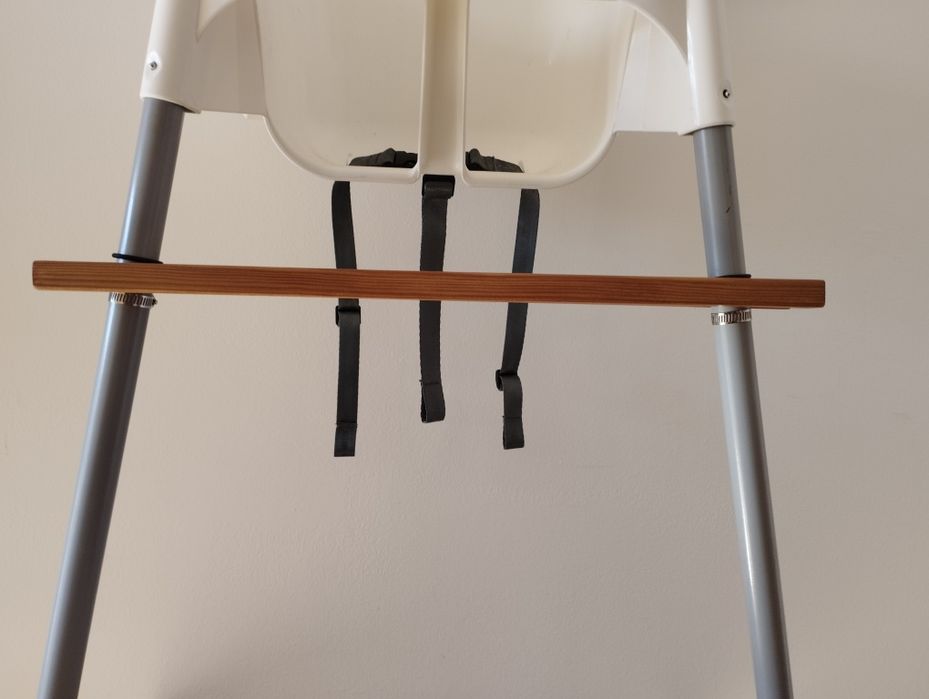 Base pousa pés para cadeira papa bebe
