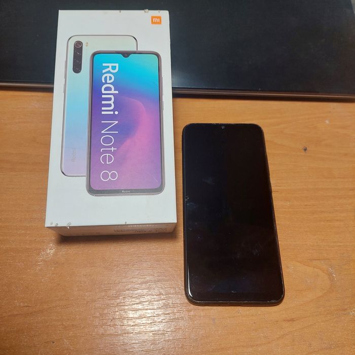 Redmi note 8 продам на запчастини