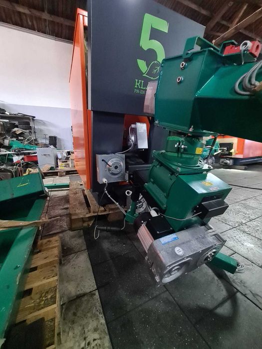 Heizomat 50kw Piec na Trociny  Zrębki Owies Pestka Wióra inne Biomasy