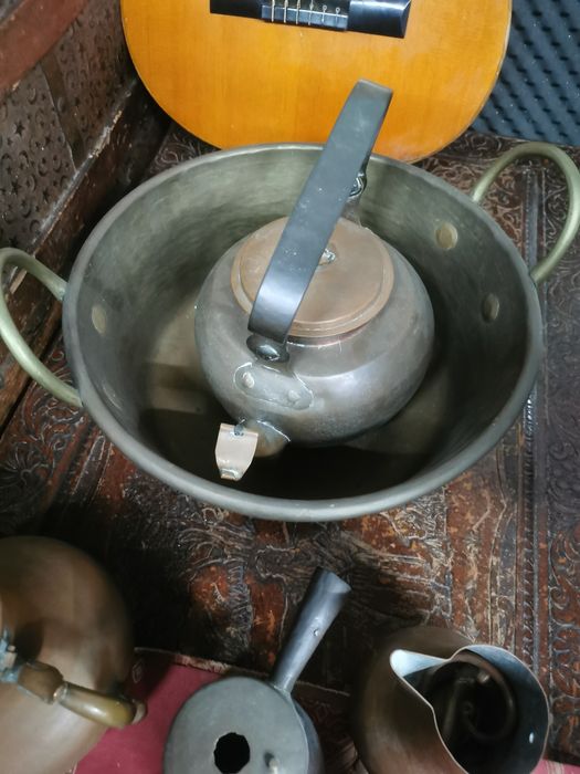 Várias Peças antigas, em cobre e latão