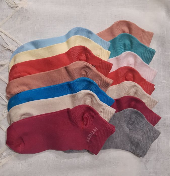 14 pares de soquetes de senhora/rapariga, queres ficar mais elegante?