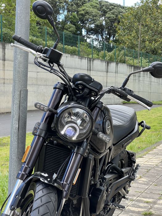 Benelli Leoncino 500 Trail