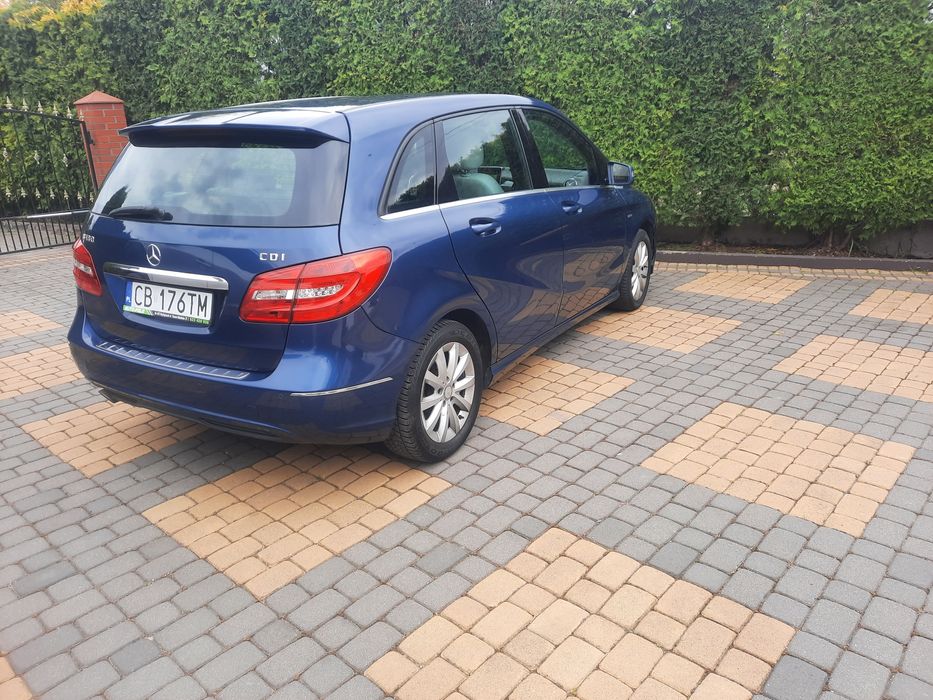 Mercedes B-180 CDI 2012 r.