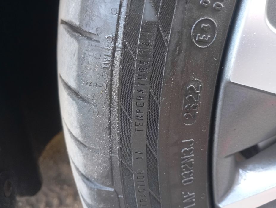 Sprzedam opony Continental 4szt