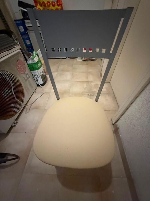 Conjunto de mesa de cozinha com 4 cadeiras