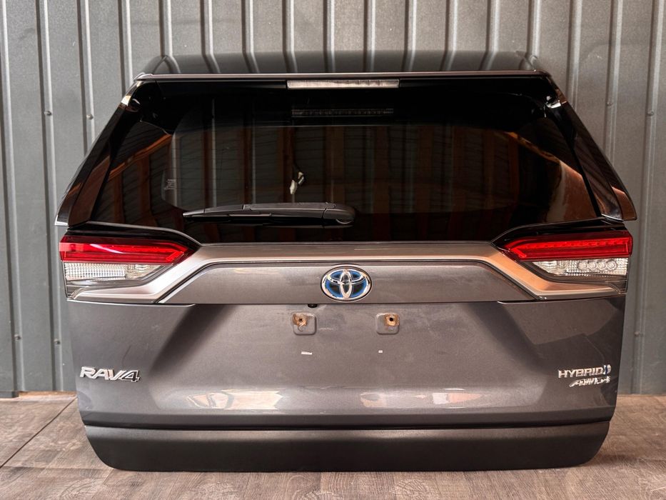 Toyota Rav 4 XA50 (2018-2025) кришка багажника в зборі 6700542660 1G3