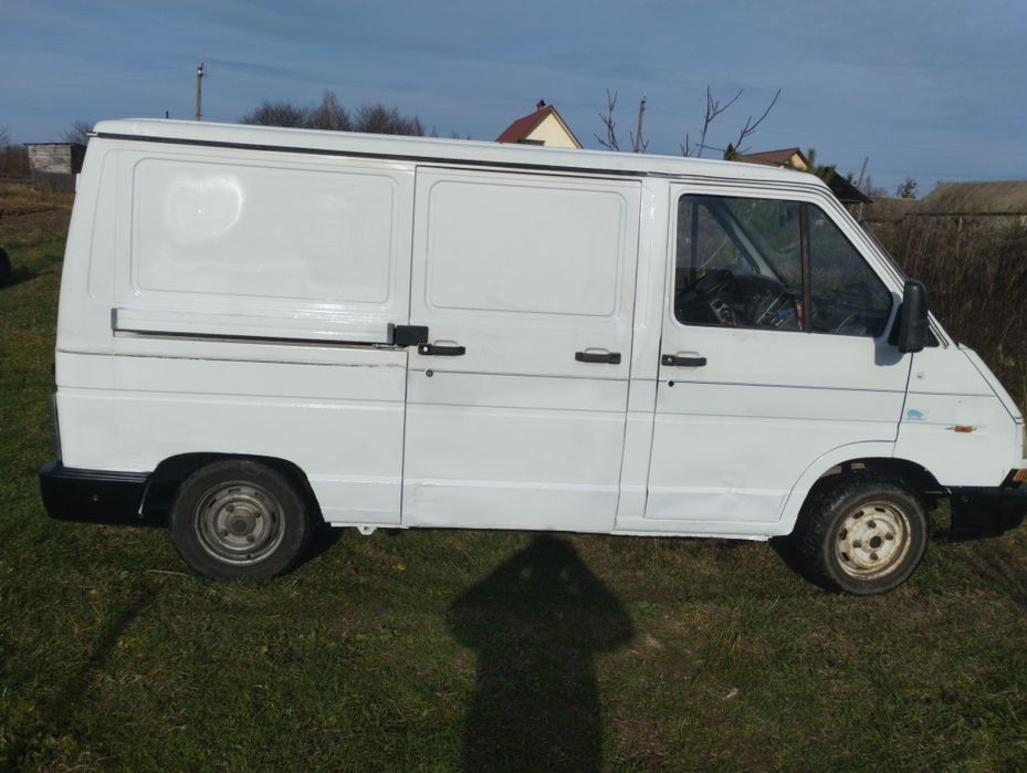 Опель Арена 1998 рв. 2.5 івеко