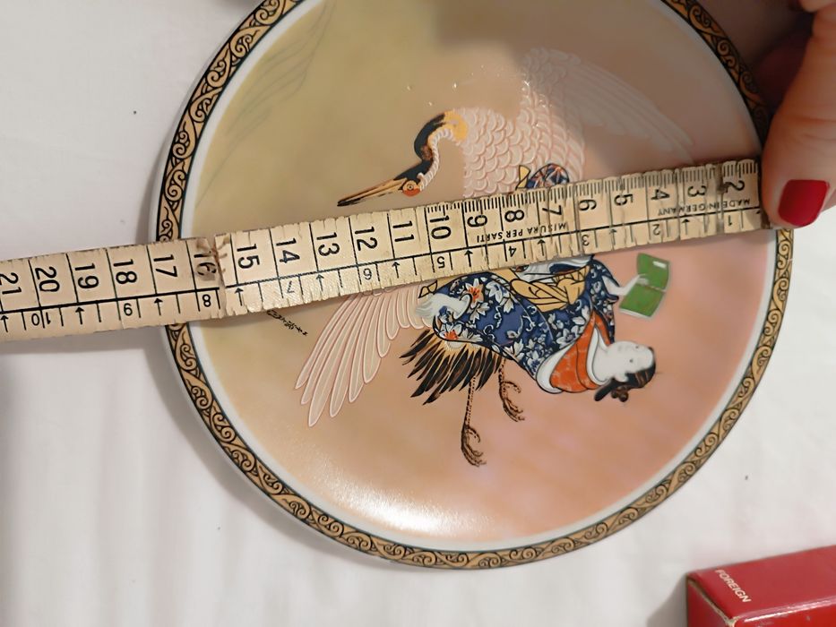 Prato Parede. Porcelana Fernando Vieira. Novo em caixa.