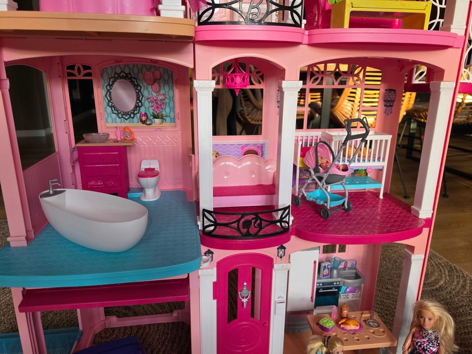 Domek dla Barbie duży + dodatki