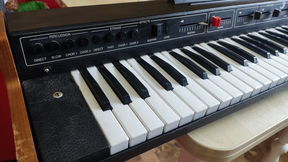 Синтезатор Vermona Piano Strings