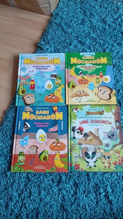 Książki z biedronki gang
