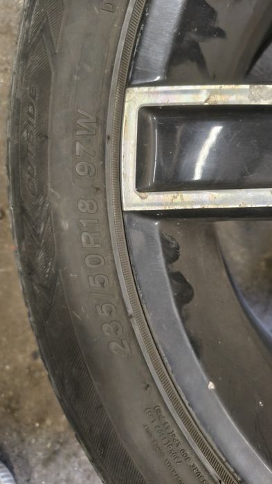 Felg MOMO r18  5×114,3 mm