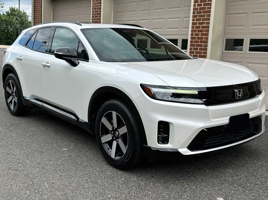 Honda Prologue      2024
