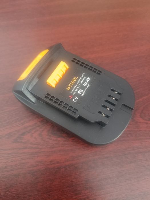 Адаптер для акумулятора MT20DL Dewalt на Makita lxt, перехідник