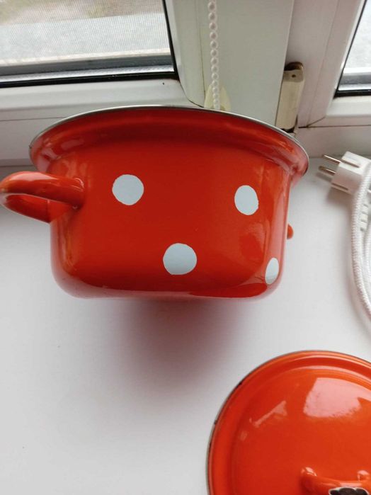 Набір кастрюль б/у