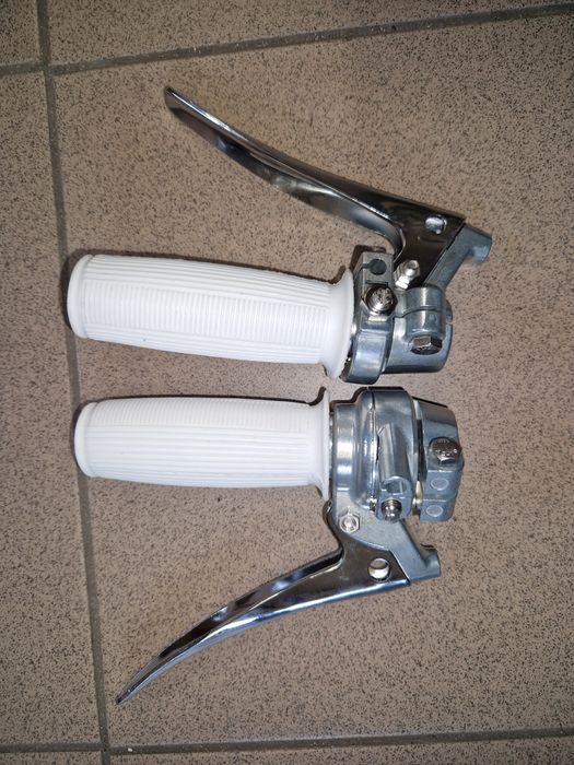 Nowe biale manetki rączki biegów gazu Romet komar sztywniak zak rys pl