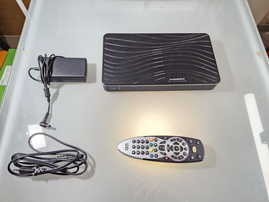 Dekoder Canal + Media Box + HD Recorder Dysk 500 GB  ITI-3740SX